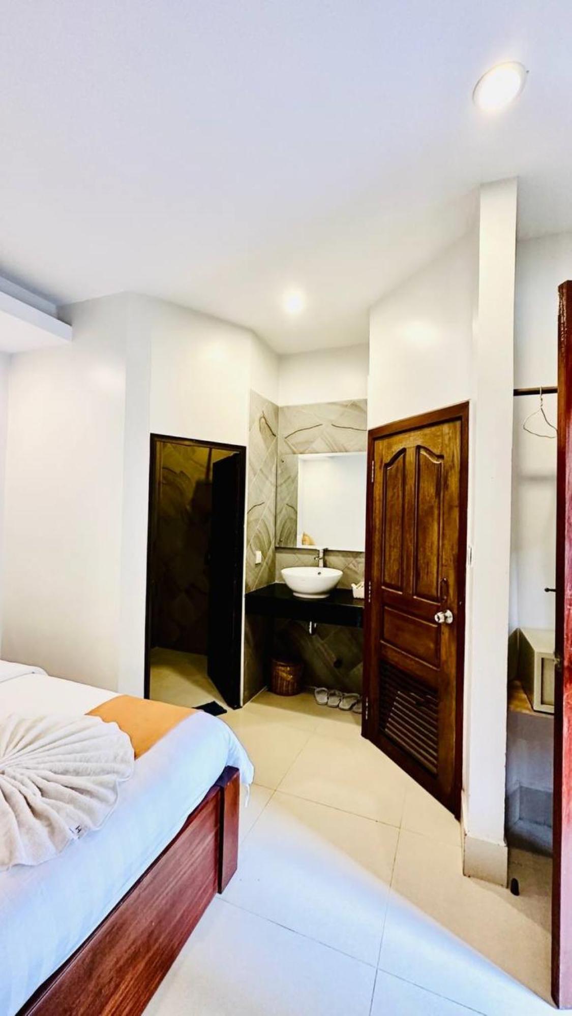 Holy Angkor Hotel Сиемрип Экстерьер фото